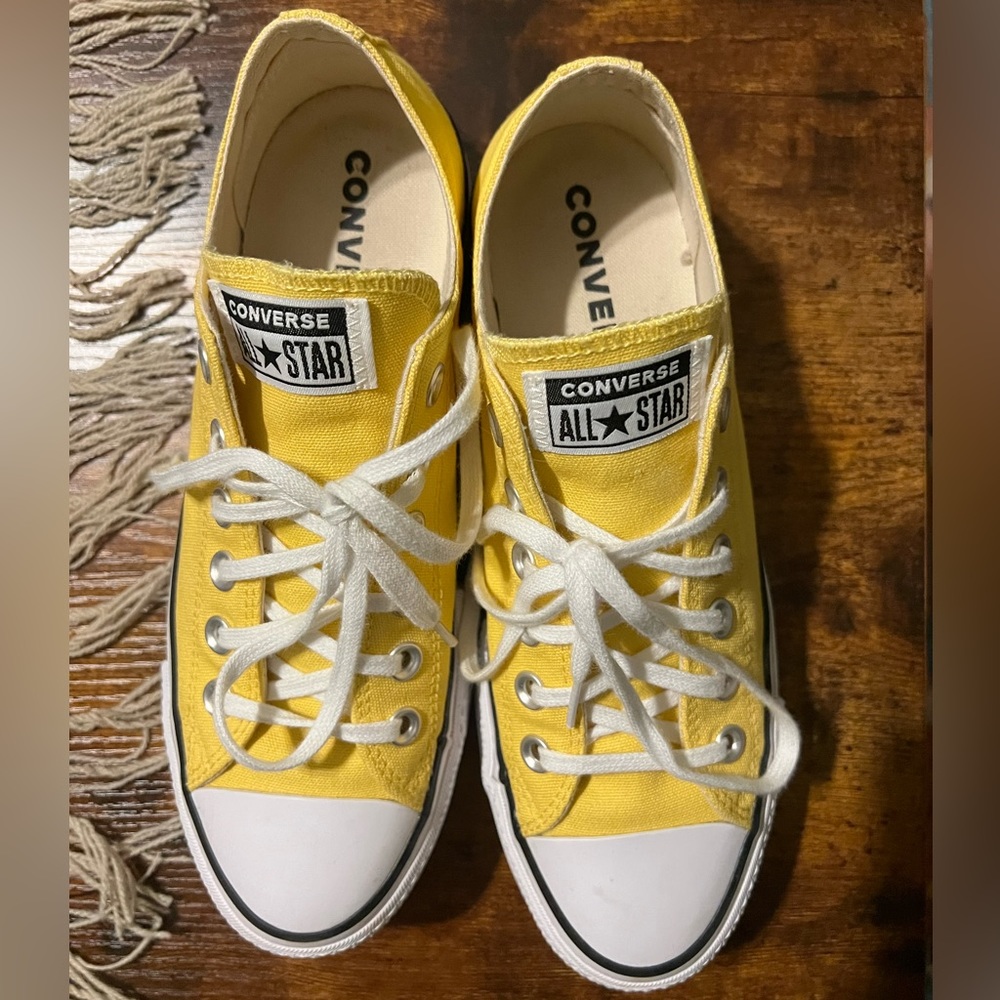 Platform converse low tops